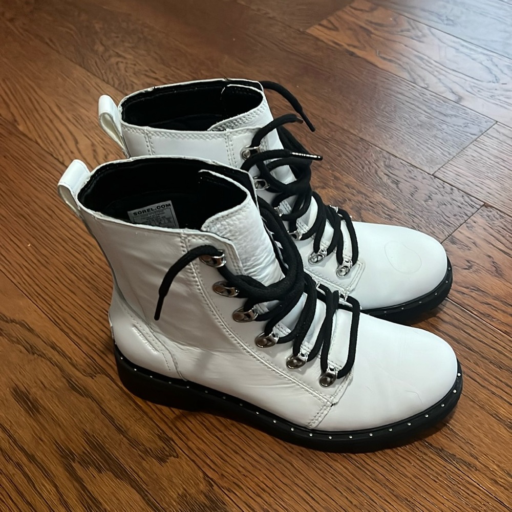 Sorel Lennox Boots